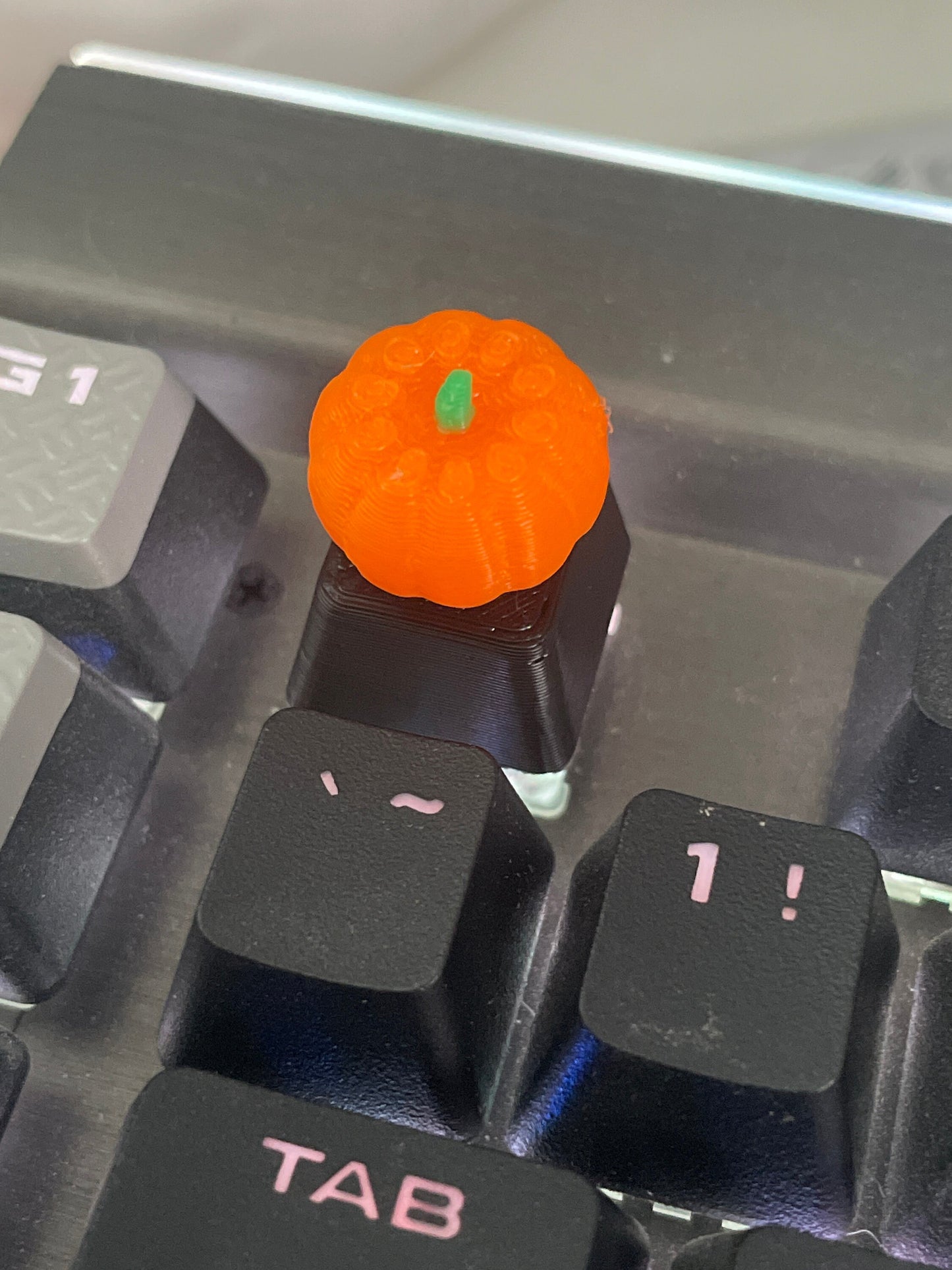 Spooky keycap (mechanical keyboard)