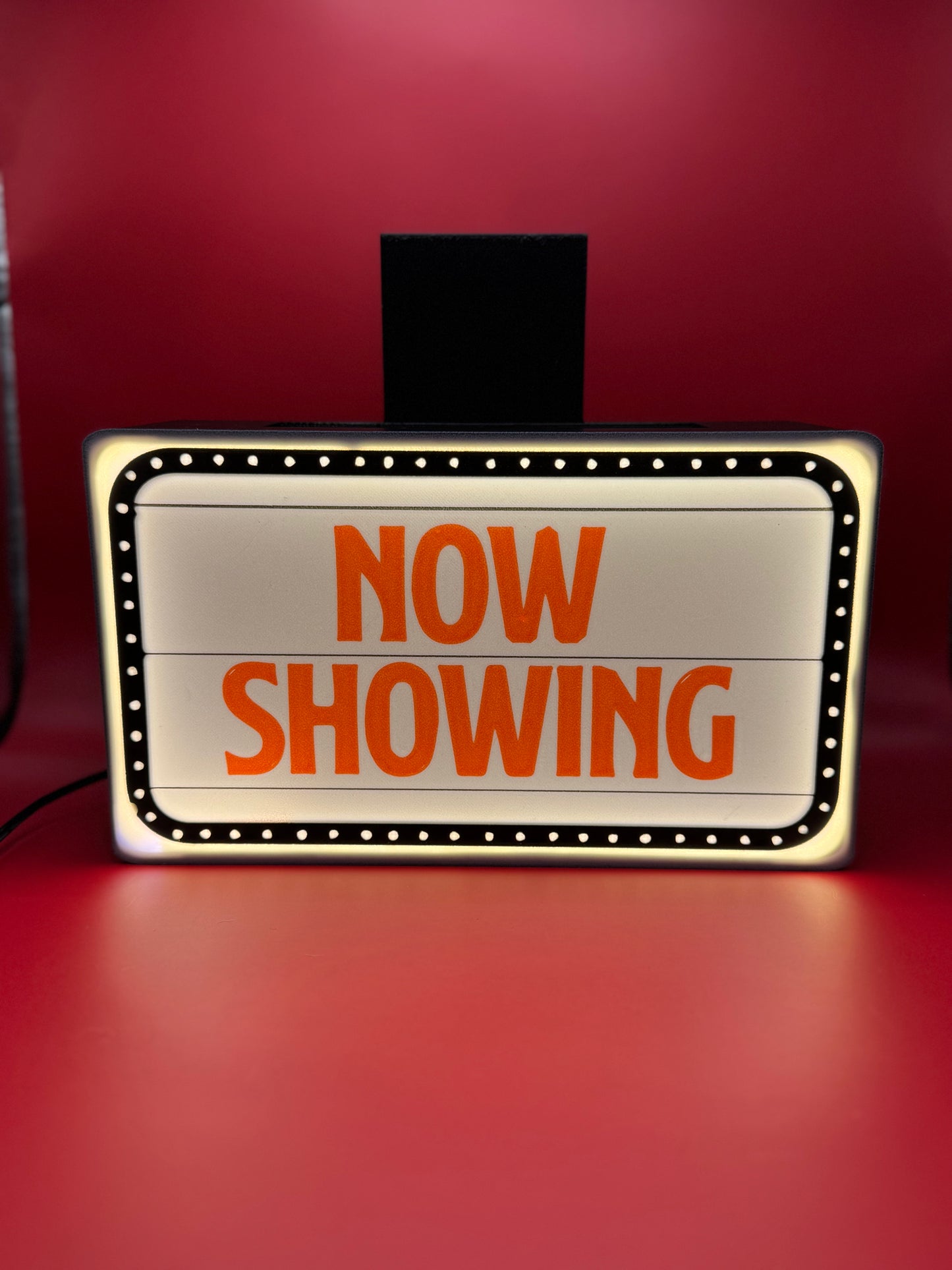 Glowing Cinema: Light and Display Feature